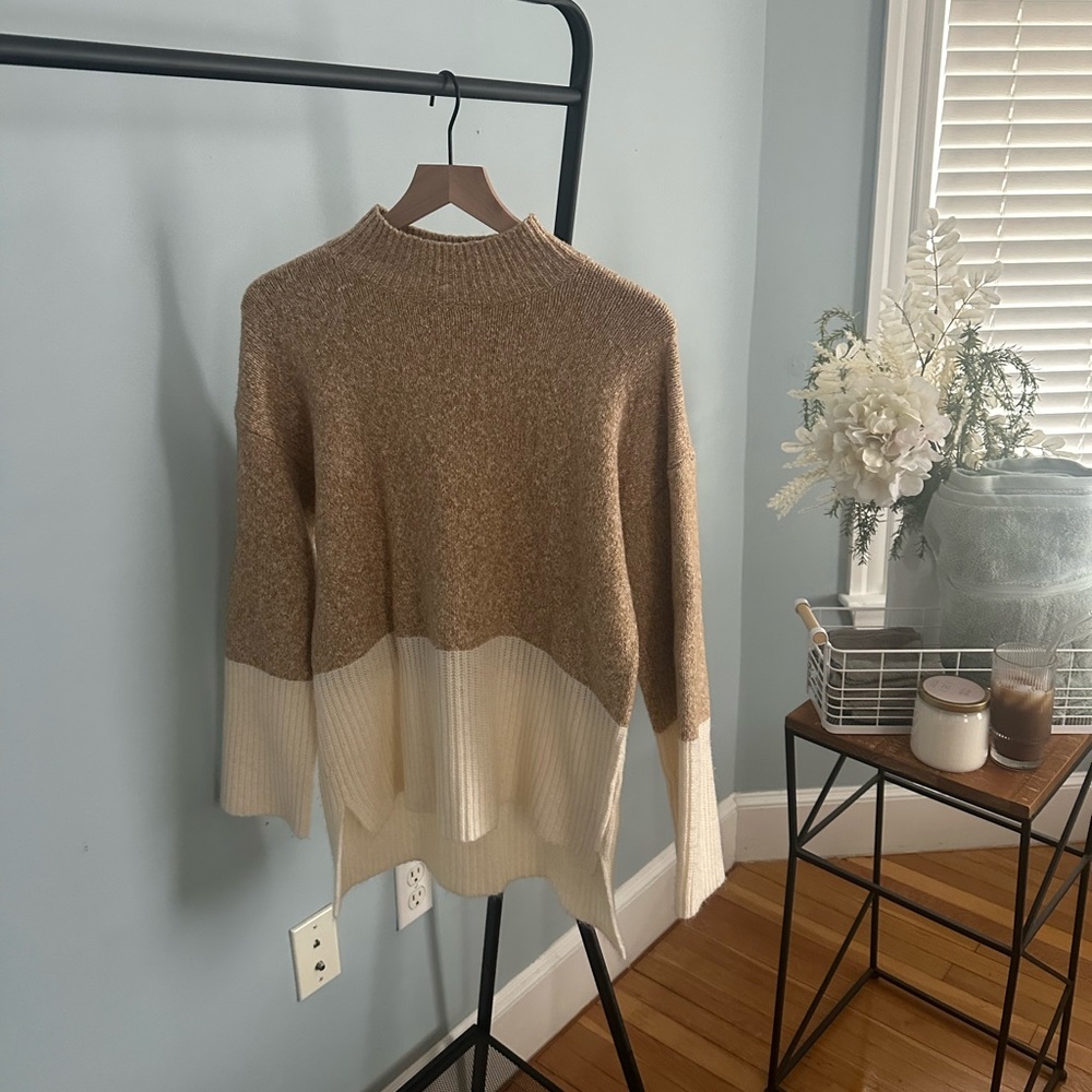 MICHAEL KORS SWEATER. Great condition. Work once if that!